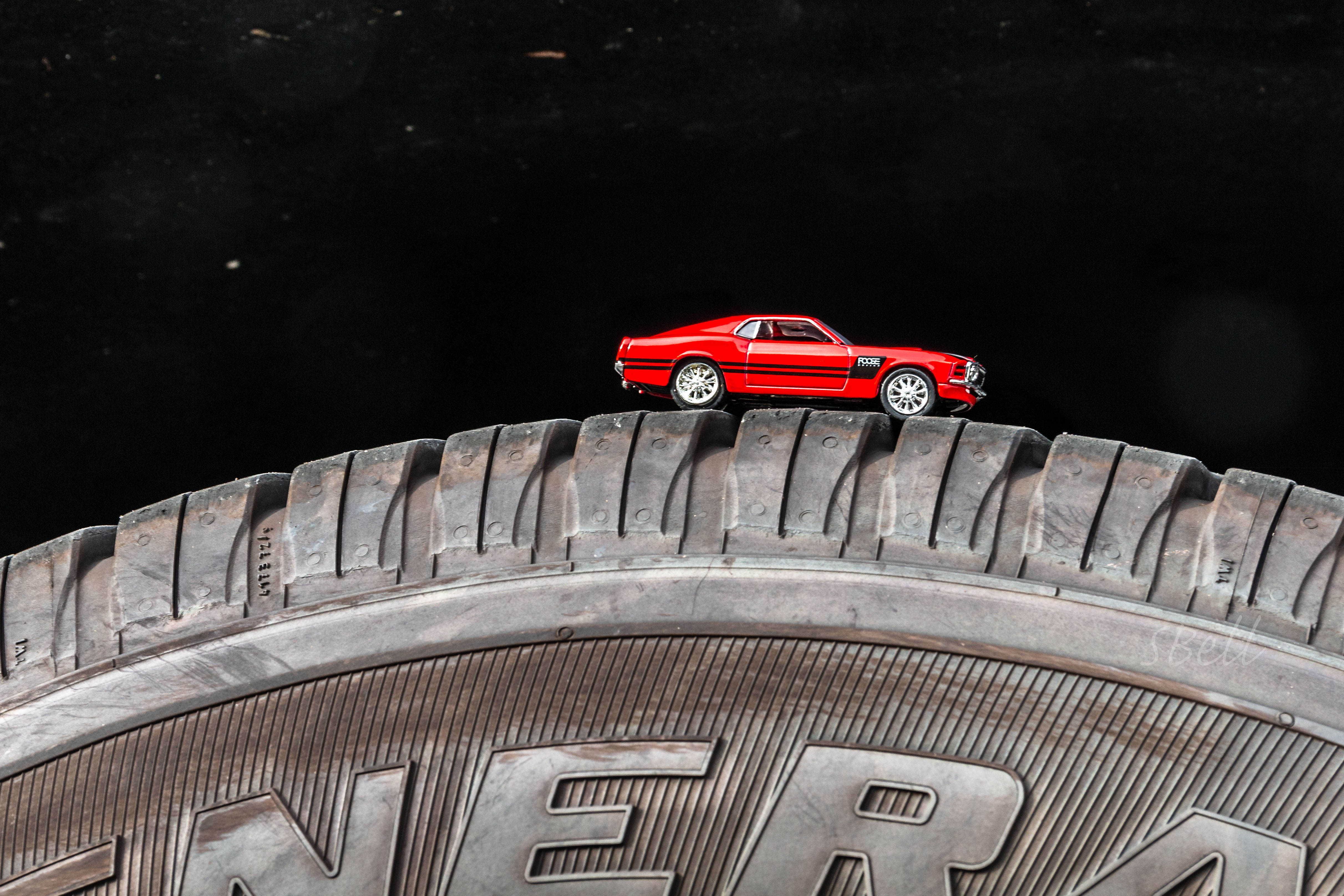 hot wheel.n